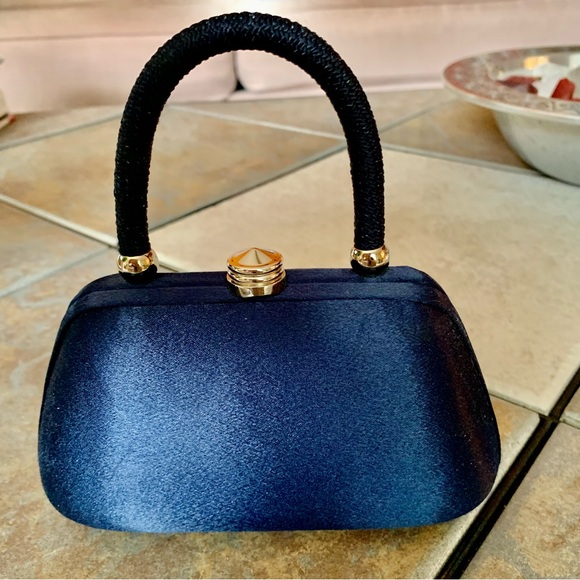 Le Regale Handbags - LE REGALE. Navy Blue, Peau De Soie, Evening Bag. Beautiful Satin Finish.